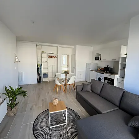 Hyper-centre Apartment *