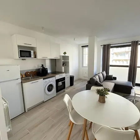 Hyper-centre * קאין